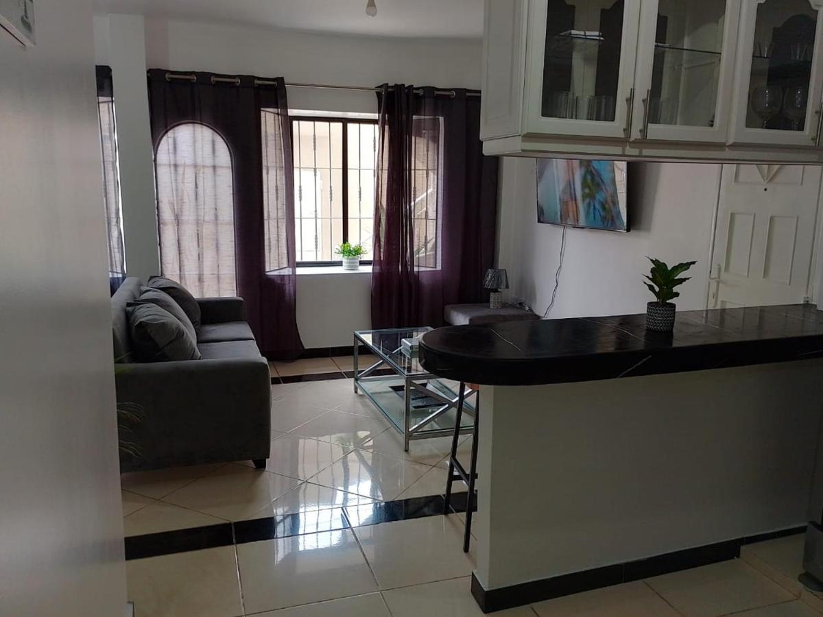 Comfortable 3-Bedroom Apartment, Close To The American Consulate Guayaquil Eksteriør billede